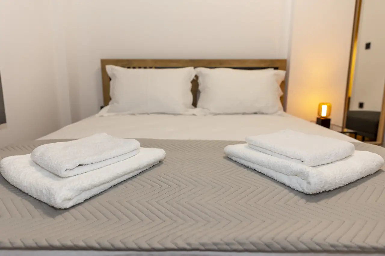 Bedroom with queen bed
